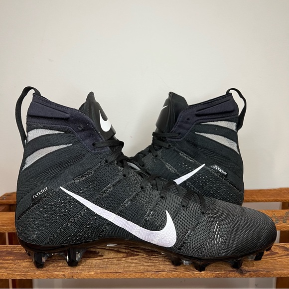 NEW Nike Vapor Untouchable 3 Elite Flyknit Mid Football Cleats Black Men’s 14 - Picture 7 of 11